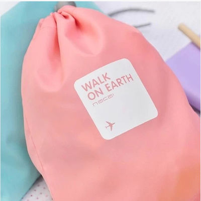 bolsillo de guardapolvo de encargo impermeable de los bolsos de lazo del poliéster de la tela de la belleza amistosa promocional del eco para el regalo del paño