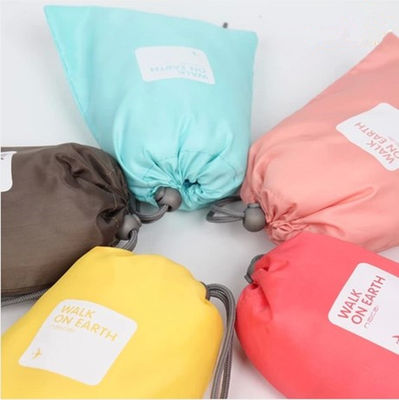 bolsillo de guardapolvo de encargo impermeable de los bolsos de lazo del poliéster de la tela de la belleza amistosa promocional del eco para el regalo del paño