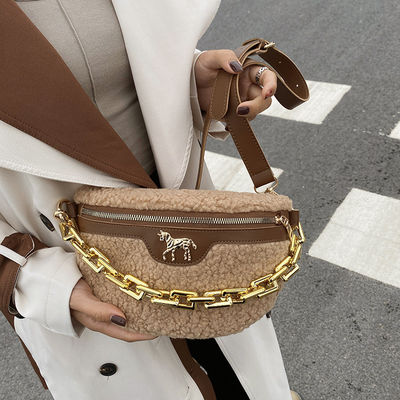 Diseñador de sexo femenino Handbags del bolso del pequeño de la moda del bolso de la espera de las mujeres mullidas de la piel de las lanas de los corderos de la felpa invierno de la tela