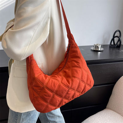 Bolso ligero del axila del hombro del bolso de la bola de masa hervida de las mujeres de la bolsa de mensajero del invierno pequeño