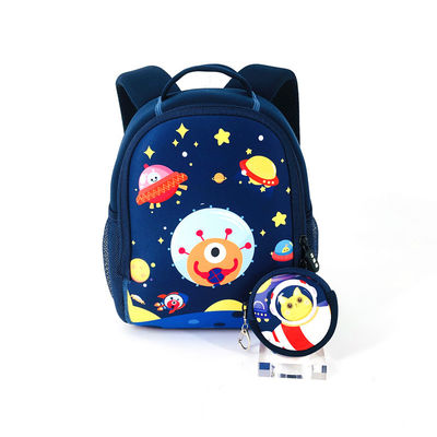 Los niños modificados para requisitos particulares enseñan viaje material que se zambulle de la prenda impermeable de la guardería de los bolsos