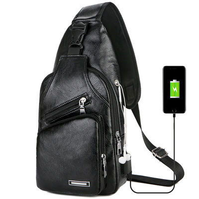 Bolso del pecho de la carga por USB con hurto anti de la correa de hombres del agujero de las auriculares el solo ajustable
