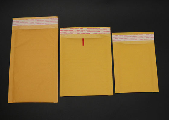 Los bolsos de empaquetado del franqueo del correo de papel del paquete empapelan los sobres de envío para el correo de la seguridad